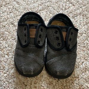 Tom’s toddler shoes